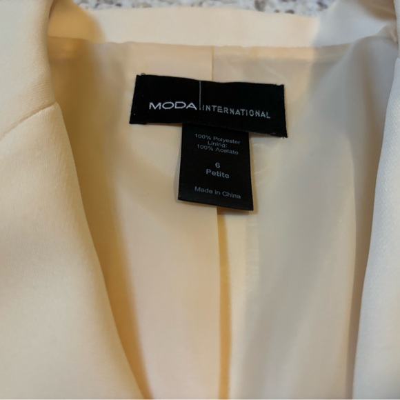 (JACKET AND DRESS) Moda International Yellow Jacket and Dress set Office - Picture 3 of 5